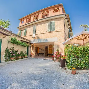 Landhuis I Due Cipressi, Torrenieri