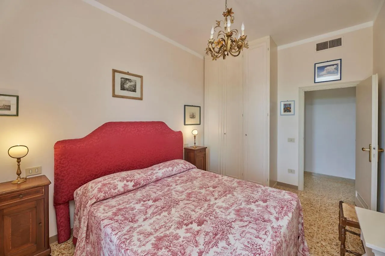 Marciana Hills Apartments 0*, Marciana (Isola d'Elba)