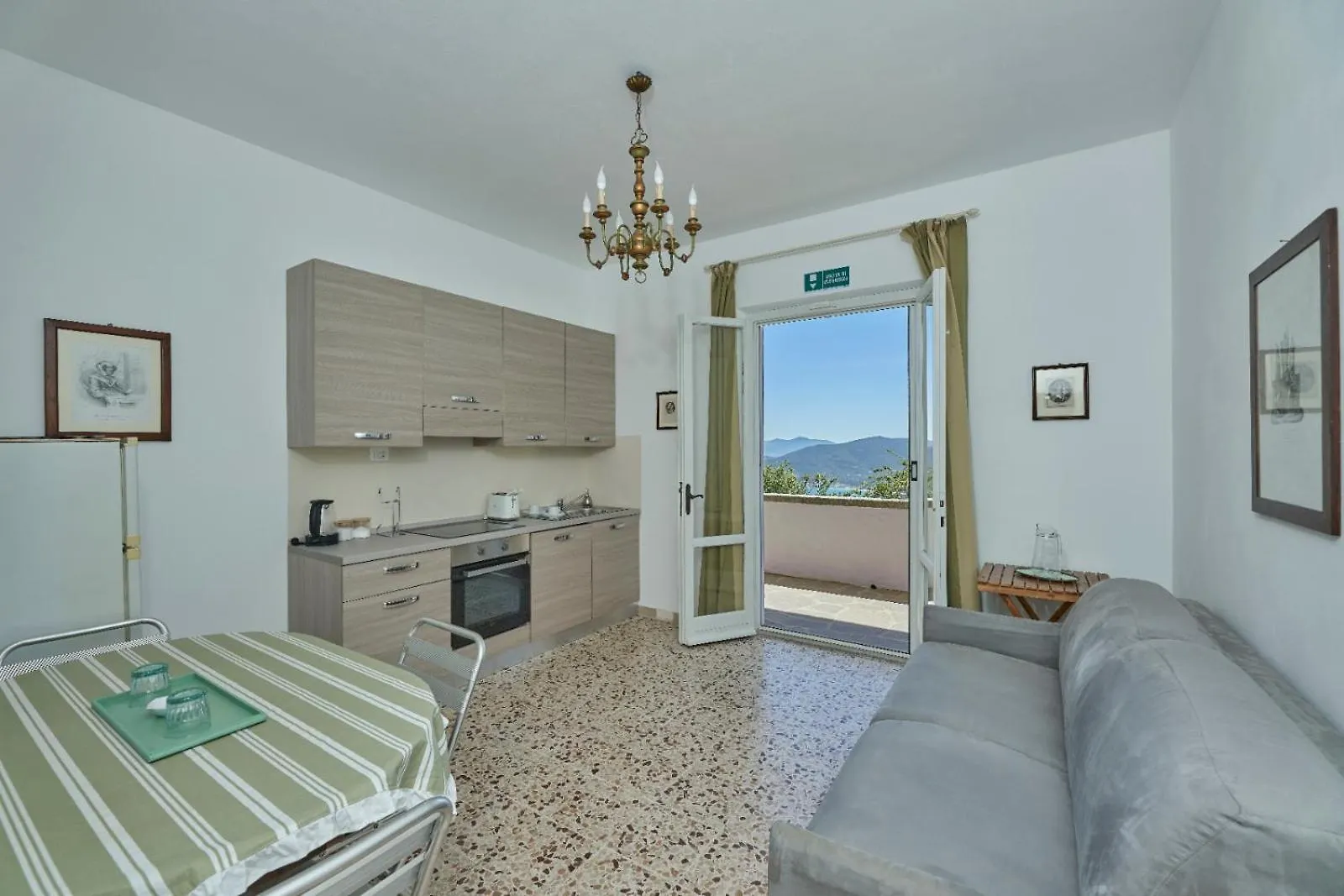 Marciana Hills Apartments 0*, Marciana (Isola d'Elba)
